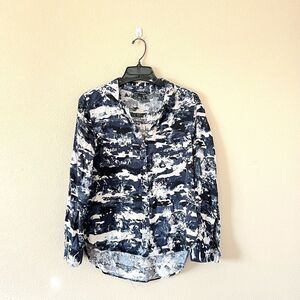 Rock & Republic Camo Button Down Blouse